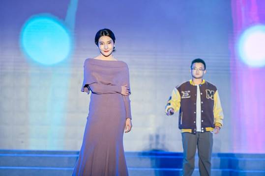 /Users/sabrina/Desktop/华体会平台举办2023年迎新晚会/图17.《最美表演》/图1.jpg图1